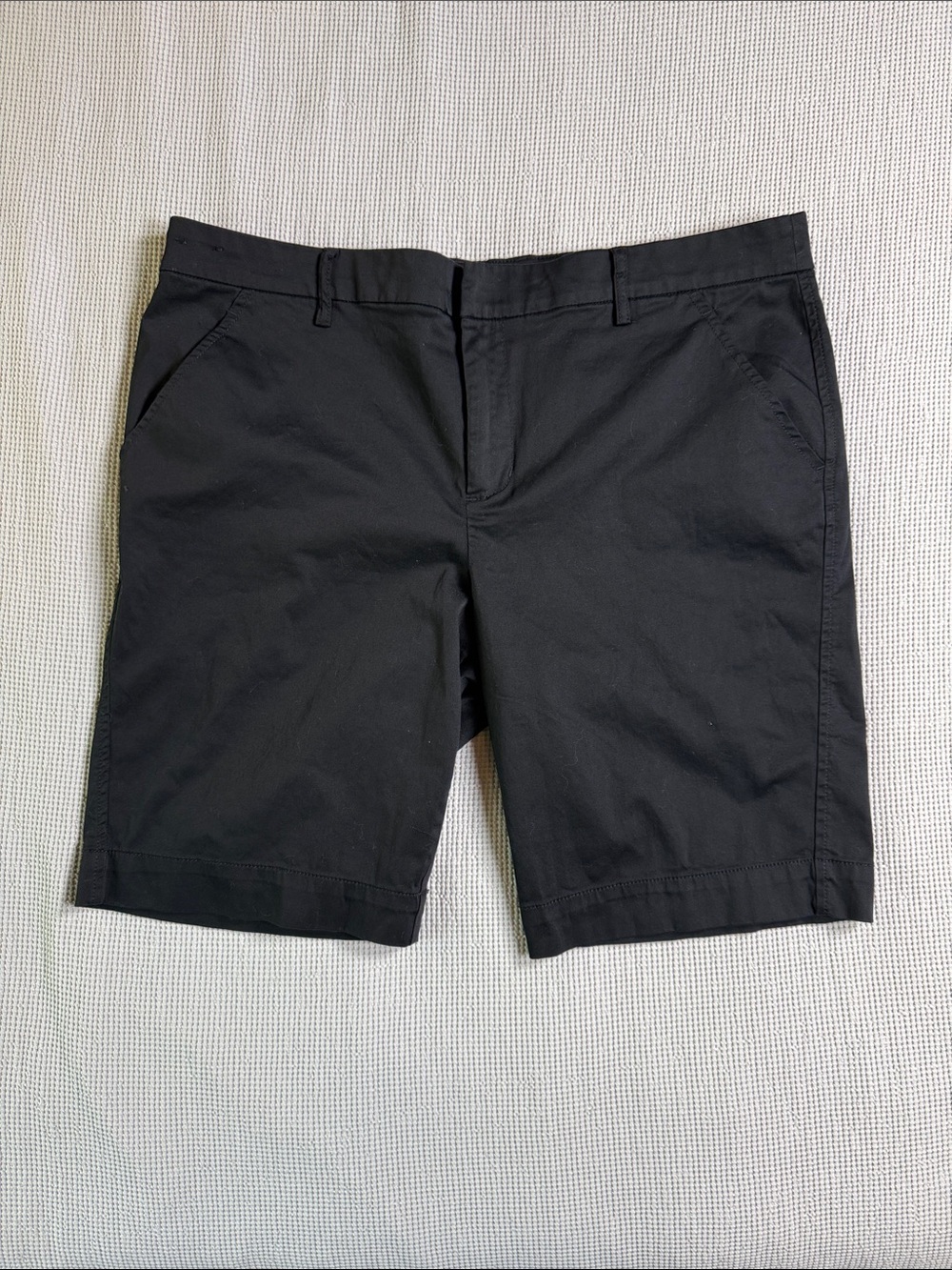 Pure Energy Black Women's Bermuda Shorts 18W